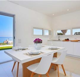 3 bedroom villa with pool & sea views, Alcamo Marina, sleeps 6-7